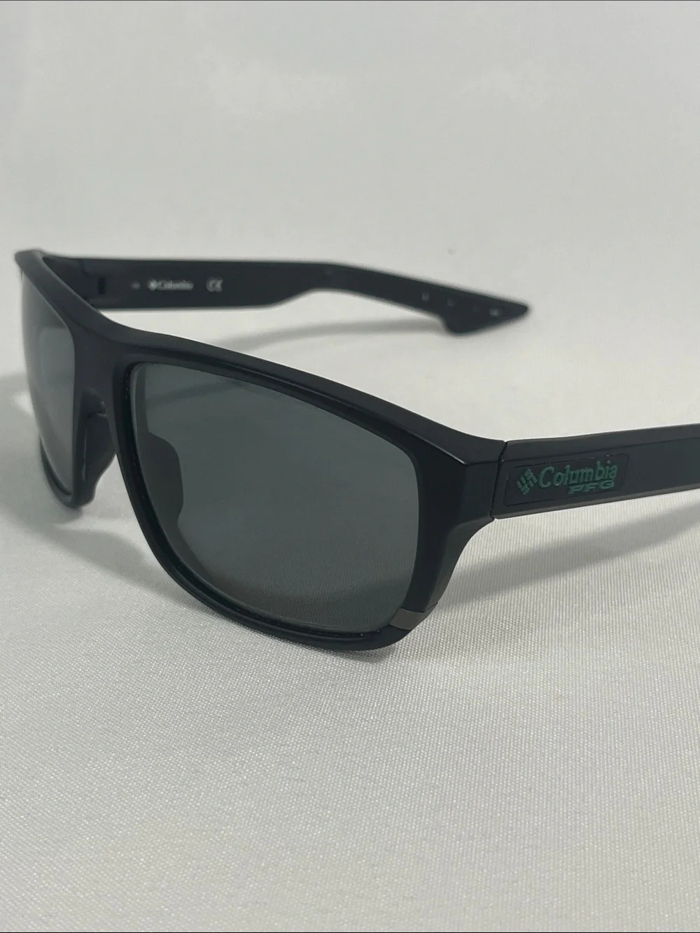 Columbia Airgill Lite Matte Black Rx Sunglasses Dark Gray Lenses 60-15-135